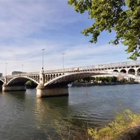 Urban Serenity - Spacieux F4 Proche Paris Апартаменты